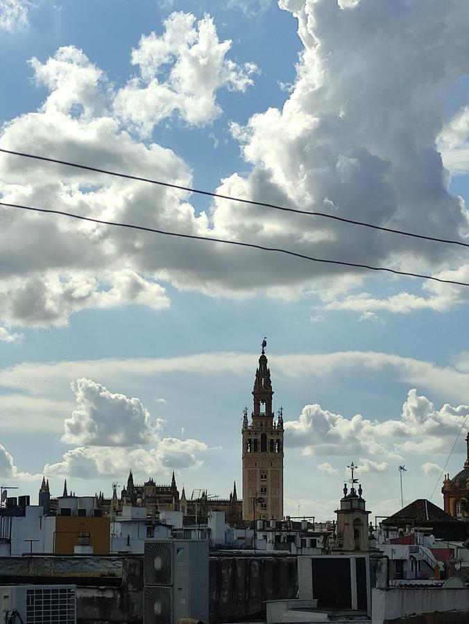 New Samay Hostel Seville Exterior photo